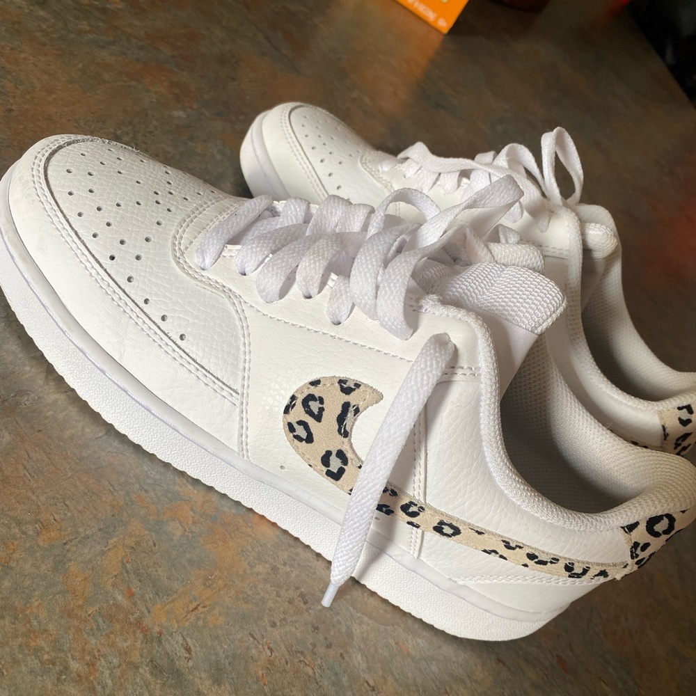 Like new Nike court vision womens sneakers